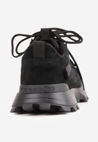 Born2be - Czarne Sneakersy z Zamszu na Grubej Podeszwie z Podwójnym Sznurowaniem Linoza. Okazja: na co dzień. Zapięcie: sznurówki. Kolor: czarny. Materiał: zamsz. Obcas: na platformie #5