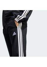 Adidas - adidas Dres 3-Stripes JI8849 Czarny Regular Fit. Kolor: czarny. Materiał: syntetyk #4