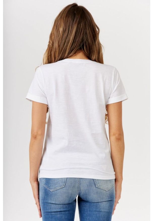 Guess - GUESS Biały t-shirt damski z czarnym logo. Kolor: biały. Materiał: bawełna. Długość rękawa: krótki rękaw. Wzór: nadruk
