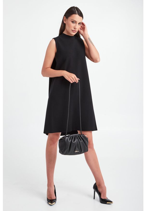 BeBlumarine - TOREBKA BE BLUMARINE. Wzór: aplikacja. Dodatki: z aplikacjami. Materiał: skórzane. Rodzaj torebki: na ramię