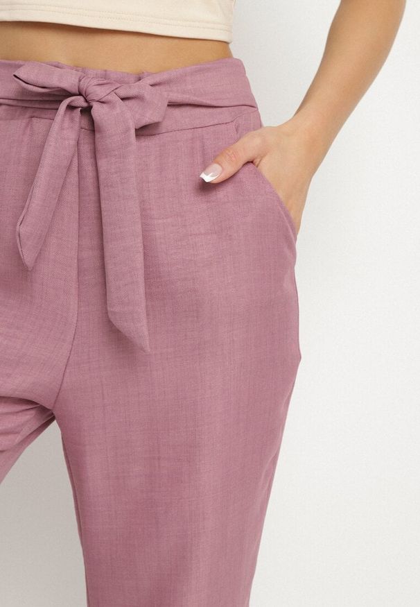 Born2be - Ciemnoróżowe Spodnie o Szerokim Kroju z Wiązaniem i Gumką w Pasie Miravenia. Okazja: na co dzień. Kolor: różowy. Styl: elegancki, casual