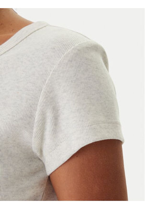 Calvin Klein Jeans T-Shirt LV047C200G Beżowy Slim Fit. Kolor: beżowy. Materiał: bawełna