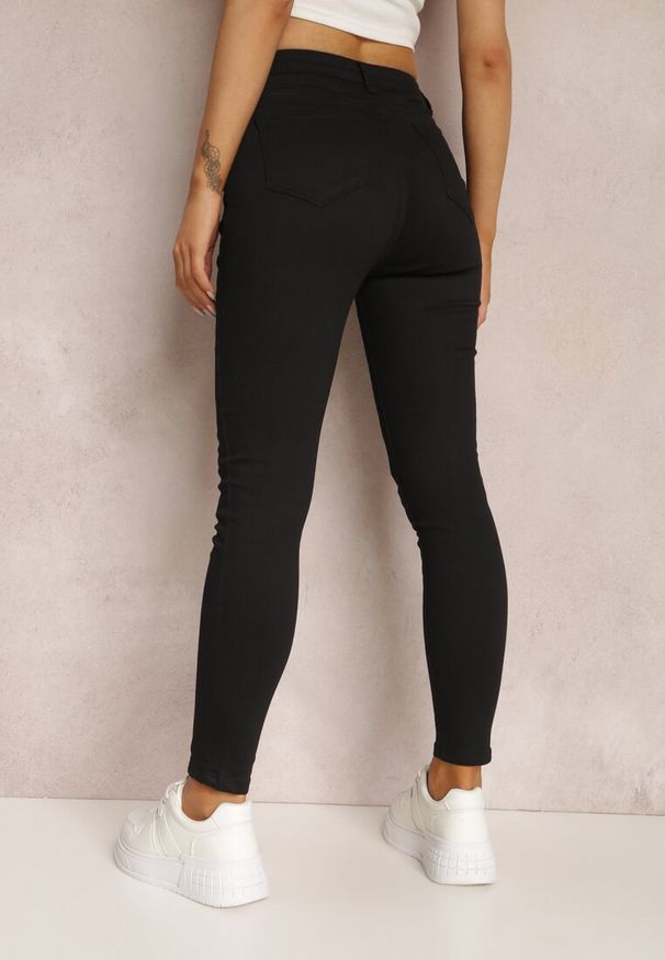 Renee - Czarne Spodnie Skinny Winvienne. Stan: podwyższony. Kolor: czarny. Długość: długie. Wzór: ażurowy
