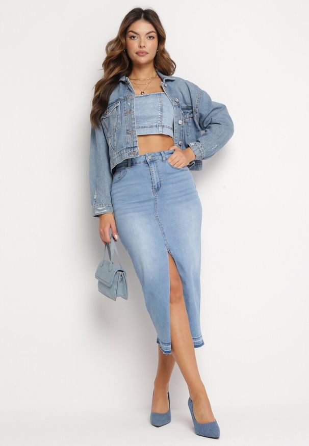Born2be - Niebieska Jeansowa Spódnica Midi z Wysokim Stanem i Rozcięciem Zestra. Stan: podwyższony. Kolor: niebieski. Materiał: jeans