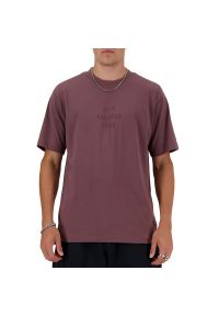 Koszulka New Balance MT41519LIE - bordowa. Kolor: czerwony. Materiał: bawełna. Długość rękawa: krótki rękaw. Długość: krótkie