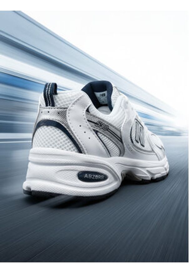New Balance Sneakersy GR530SB1 Biały. Kolor: biały. Materiał: materiał