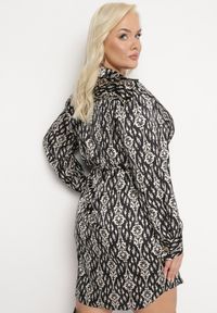 Born2be - Czarna Pudełkowa Sukienka Mini z Wiązanym Paskiem Hrina. Kolor: czarny. Materiał: materiał. Długość: mini #2