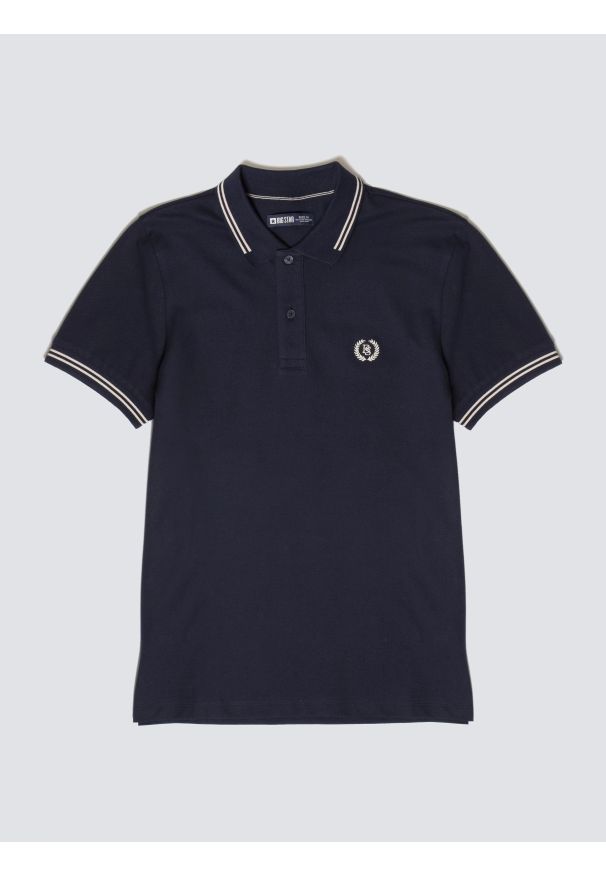 Big-Star - Koszulka męska polo granatowa Poller 403. Okazja: na co dzień. Typ kołnierza: polo. Kolor: niebieski. Materiał: dzianina, jeans, materiał. Wzór: aplikacja, haft, ze splotem. Styl: sportowy, casual