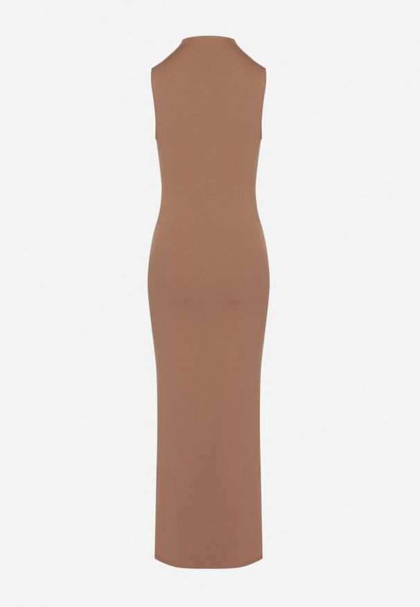 Born2be - Ciemnobeżowa Dopasowana Sukienka z Wełną Zdobiona Marszczeniem i Rozcięciem Lisarea. Okazja: na co dzień. Kolor: beżowy. Materiał: wełna. Wzór: aplikacja. Sezon: lato. Typ sukienki: dopasowane. Styl: klasyczny, casual