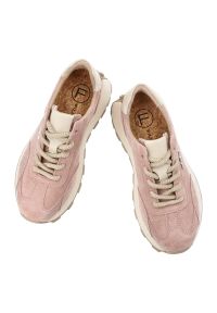 Sneakersy damskie Filippo, cholewka skóra naturalna zamszowa sznurowanie klasyczny niski fason kontrastowe wstawki przy pięcie masywna podeszwa, różo. Okazja: na co dzień. Zapięcie: sznurówki. Kolor: różowy. Materiał: zamsz, skóra. Szerokość cholewki: normalna #4