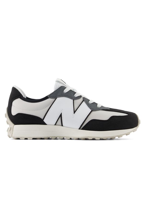 Buty dziecięce New Balance GS327GX – czarne. Okazja: na co dzień. Kolor: czarny. Materiał: materiał, guma, syntetyk. Szerokość cholewki: normalna