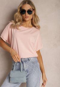 Renee - Różowy T-shirt Oversize o Przedłużonym Kroju Echinopa. Okazja: na co dzień, na imprezę. Kolor: różowy. Materiał: bawełna, jeans. Sezon: lato. Styl: casual #5