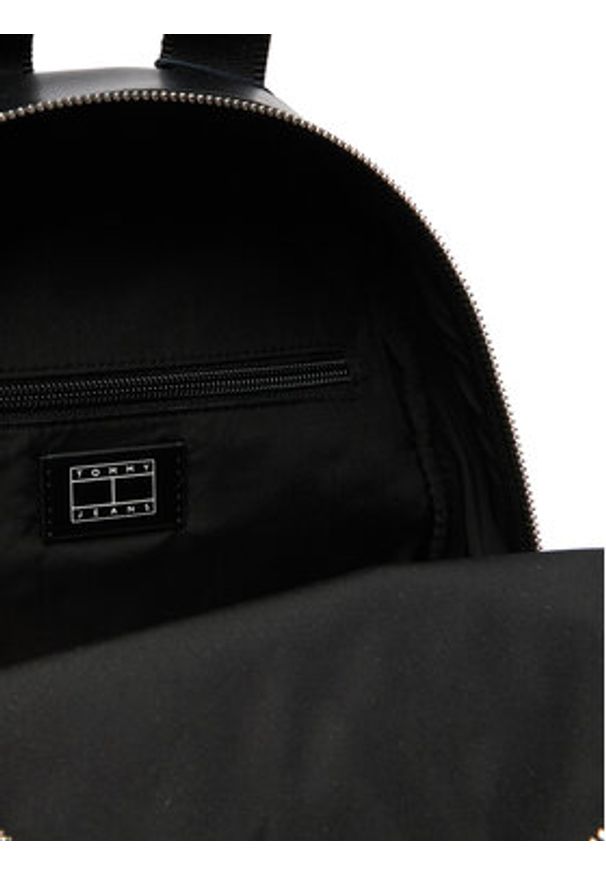 Tommy Jeans Plecak Tjw City Charm Dome Backpack AW0AW18579 Czarny. Kolor: czarny. Materiał: skóra