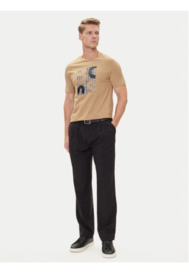 BOSS T-Shirt H-Thompson 655 50543901 Beżowy Regular Fit. Kolor: beżowy. Materiał: bawełna