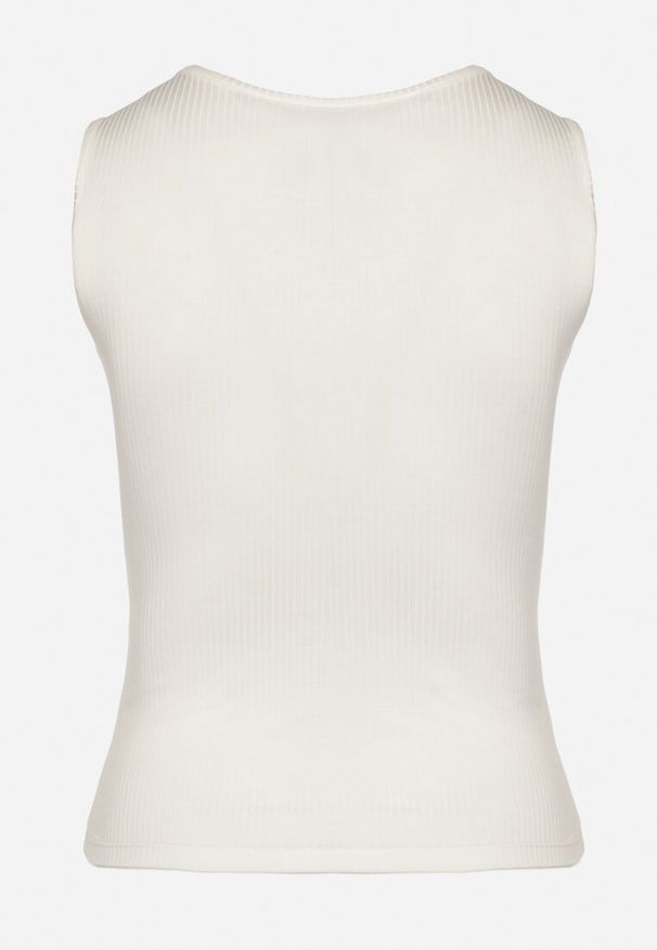 Born2be - Biały Top Bieliźniany z Ozdobną Koronką Przy Dekolcie Qiella. Okazja: do pracy, na co dzień, na spotkanie biznesowe. Kolor: biały. Materiał: koronka. Wzór: koronka. Styl: casual, biznesowy