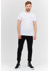 Balmain - BALMAIN Biały t-shirt męski z małym aksamitnym logo, Rozmiar XXL. Kolor: biały
