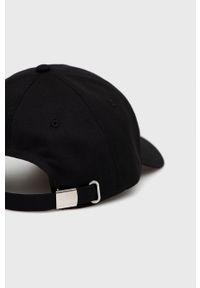 Calvin Klein czapka bawełniana kolor czarny z aplikacją. Kolor: czarny. Materiał: bawełna. Wzór: aplikacja
