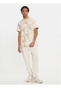 Adidas - adidas T-Shirt ALL SZN Wash IY6589 Beżowy Regular Fit. Kolor: beżowy. Materiał: bawełna #4