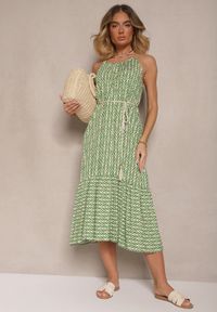 Renee - Zielona Sukienka z Bawełny Ozdobiona Geometrycznym Motywem Nilavionea. Kolor: zielony. Materiał: bawełna. Długość rękawa: na ramiączkach. Wzór: geometria, aplikacja. Sezon: wiosna, lato. Styl: elegancki #5