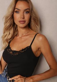 Renee - Czarny Top Bawełniany Richard. Kolor: czarny. Materiał: bawełna. Długość rękawa: na ramiączkach. Wzór: gładki. Styl: elegancki #2