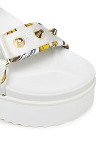 Versace Jeans Couture Sandały 78VA3SM2 Biały. Kolor: biały. Materiał: materiał #4