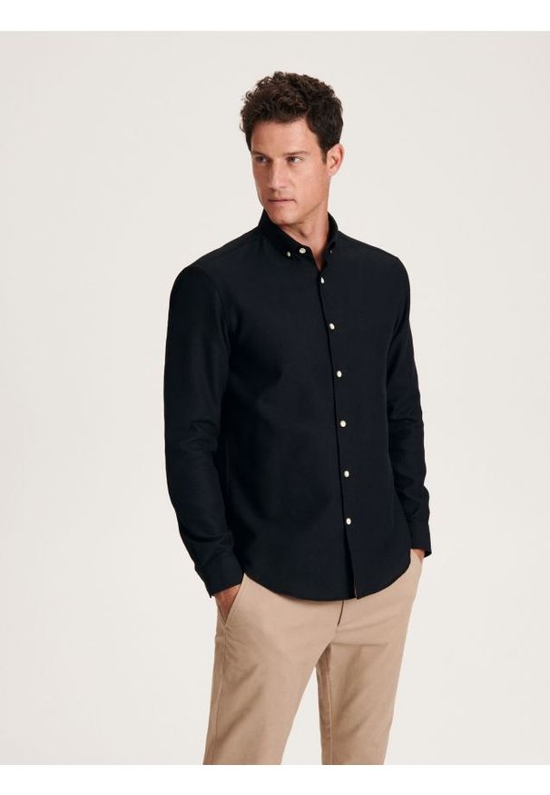 Reserved - Bawełniana koszula regular fit - czarny. Kolor: czarny. Materiał: bawełna