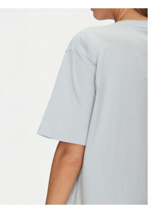 Guess T-Shirt W5GI29 K8HM0 Niebieski Regular Fit. Kolor: niebieski. Materiał: bawełna
