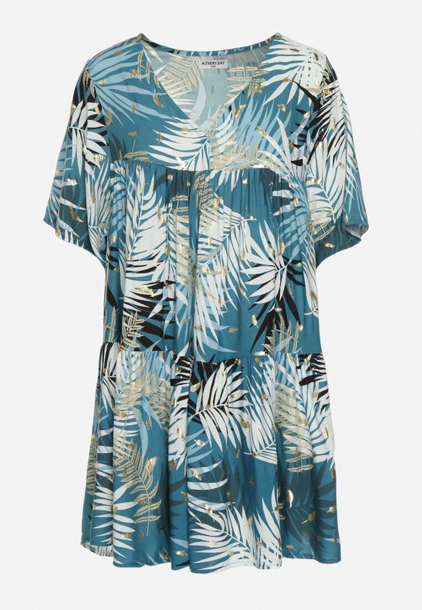 Born2be - Biało-Niebieska Rozkloszowana Sukienka z Dekoltem w Serek i Falbanką Tiamaria. Okazja: na co dzień. Typ kołnierza: dekolt w serek. Kolor: biały. Typ sukienki: proste, rozkloszowane. Styl: casual, elegancki, wizytowy