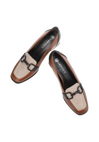 Brązowe Półbuty Armodo Skórzane Eleganckie Buty Na Obcasie. Okazja: do pracy, na spotkanie biznesowe. Zapięcie: klamry. Kolor: brązowy. Materiał: skóra. Obcas: na obcasie. Styl: elegancki. Wysokość obcasa: średni #5