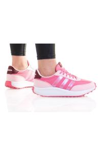 Adidas - Buty adidas Run 70S K GW0235 różowe. Okazja: na co dzień. Kolor: różowy. Materiał: syntetyk. Szerokość cholewki: normalna. Sport: bieganie