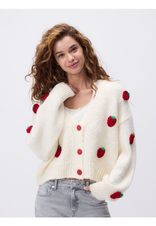 Reserved - Kardigan z naszywanymi aplikacjami - kremowy. Kolor: kremowy. Materiał: dzianina. Wzór: aplikacja