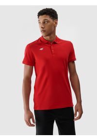 4f - Koszulka polo regular męska - czerwona. Okazja: na co dzień. Typ kołnierza: polo. Kolor: czerwony. Materiał: bawełna, dzianina. Długość rękawa: krótki rękaw. Długość: krótkie. Wzór: ze splotem, gładki. Styl: casual, klasyczny, sportowy #1