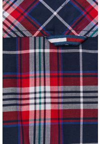 Tommy Jeans - Koszula. Typ kołnierza: button down. Kolor: niebieski. Materiał: tkanina, bawełna. Długość rękawa: długi rękaw. Długość: długie. Wzór: aplikacja #3