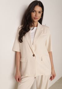 Born2be - Beżowy Garniturowy Komplet Marynarka na Krótki Rękaw i Szerokie Spodnie Amalilia. Kolor: beżowy. Materiał: szyfon #5