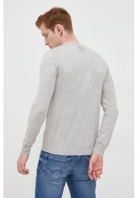 Guess sweter z domieszką wełny męski kolor szary lekki. Kolor: szary. Materiał: wełna. Długość rękawa: długi rękaw. Długość: długie