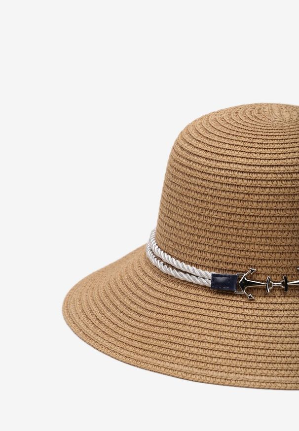Born2be - Beżowy Kapelusz Pleciony Bucket z Marynarską Klamerką w Kształcie Kotwic Nadinella. Kolor: beżowy. Materiał: materiał. Sezon: lato