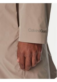 Calvin Klein Jeans Płaszcz przejściowy LV04LG505G Beżowy ciemny Regular Fit. Kolor: beżowy. Materiał: syntetyk #8