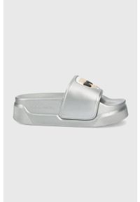 Karl Lagerfeld klapki KONDOMINIUM damskie kolor srebrny na platformie. Kolor: srebrny. Materiał: materiał, guma. Obcas: na platformie