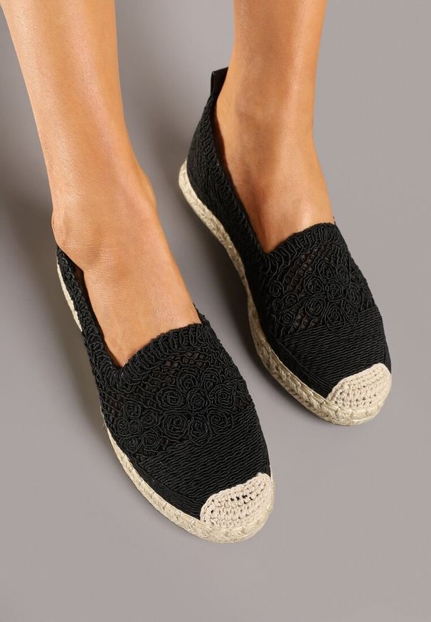 Born2be - Czarne Szydełkowe Espadryle Vices na Podeszwie z Plecionki Jelseli. Okazja: na co dzień. Kolor: czarny. Styl: klasyczny, elegancki, casual