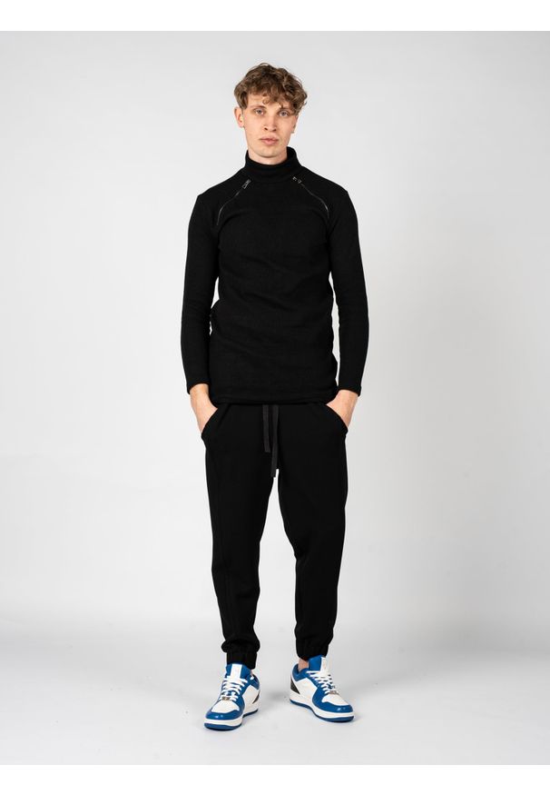 La Haine Inside Us Sweter "LM060" | A23083J LM060 | Mężczyzna | Czarny. Kolor: czarny. Materiał: poliester, bawełna, elastan. Długość: długie. Wzór: aplikacja