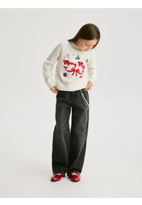 Reserved - Jeansy straight z łańcuszkiem - czarny. Kolor: czarny #1