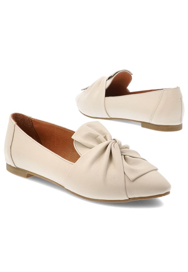 Beżowe Baleriny Ravini Eleganckie Obuwie Damskie. Okazja: na spacer, na co dzień. Kolor: beżowy. Materiał: skóra. Szerokość cholewki: normalna. Obcas: na płaskiej podeszwie. Styl: elegancki