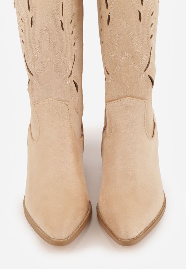 Born2be - Beżowe Botki Typu Kowbojki VICES na Obcasie z Ażurową Cholewką Eranata. Okazja: na co dzień. Kolor: beżowy. Materiał: jeans. Szerokość cholewki: normalna. Wzór: ażurowy. Obcas: na obcasie. Styl: casual, klasyczny, elegancki. Wysokość obcasa: średni