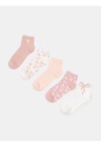 Sinsay - Prążkowane skarpetki z bawełna z motywem kokard 5 pack - wielobarwny. Materiał: bawełna, prążkowany #1