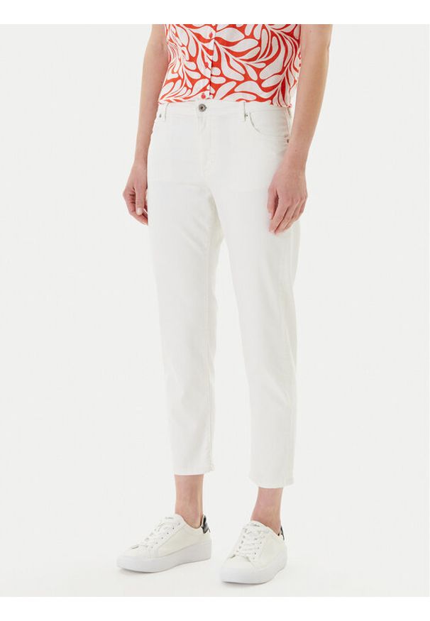 Mustang Jeansy Crosby 1016544 Biały Slim Fit. Kolor: biały