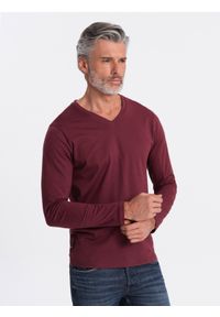 Ombre Clothing - Męski longsleeve bez nadruku z dekoltem w serek - bordowy V8 - Rozmiar: XXL. Okazja: na co dzień. Typ kołnierza: dekolt w serek. Kolor: czerwony. Materiał: materiał, bawełna. Długość rękawa: długi rękaw. Długość: długie. Wzór: gładki, jednolity. Styl: klasyczny, casual, elegancki #7