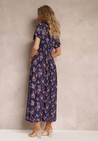 Renee - Granatowa Wiskozowa Sukienka Maxi w Kwiaty Gumką w Pasie Shyle. Kolor: niebieski. Materiał: wiskoza. Długość rękawa: krótki rękaw. Wzór: kwiaty. Sezon: wiosna, lato. Długość: maxi #5