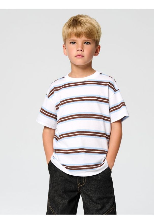 Sinsay - Koszulka z bawełną w paski - kremowy. Kolor: kremowy. Materiał: bawełna. Wzór: paski