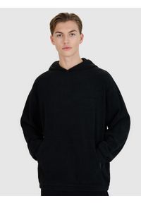 4f - 4F Bluza dresowa nierozpinana z kapturem męska - czarna L. Okazja: na co dzień. Typ kołnierza: kaptur. Kolor: czarny. Materiał: dresówka. Styl: sportowy, casual