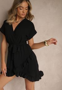 Renee - Czarna Sukienka o Rozkloszowanym Kroju z Paskiem i Falbanami Addea. Kolor: czarny. Typ sukienki: rozkloszowane. Styl: elegancki #5